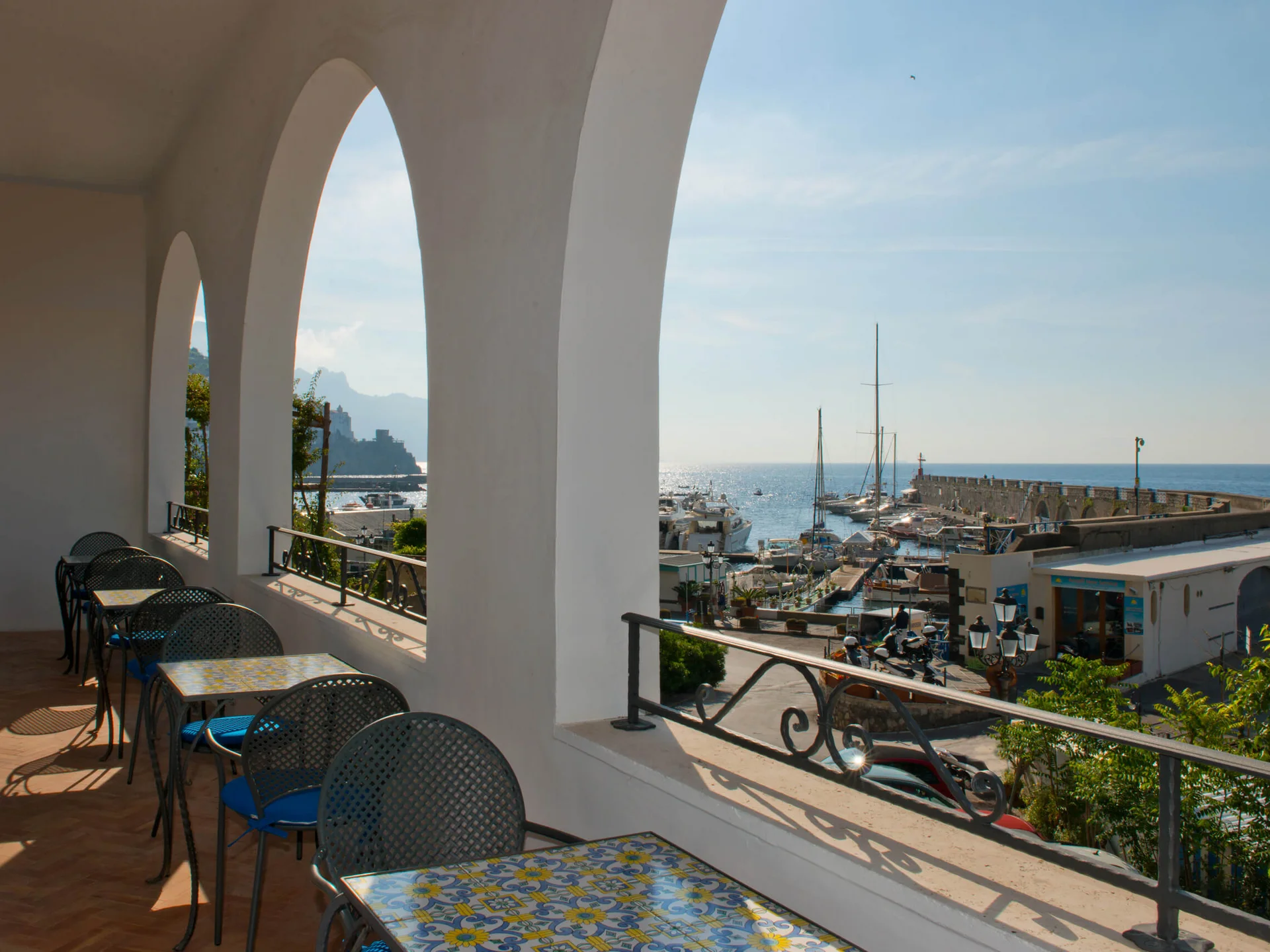Romantic hotel on the Amalfi Coast | Aurora