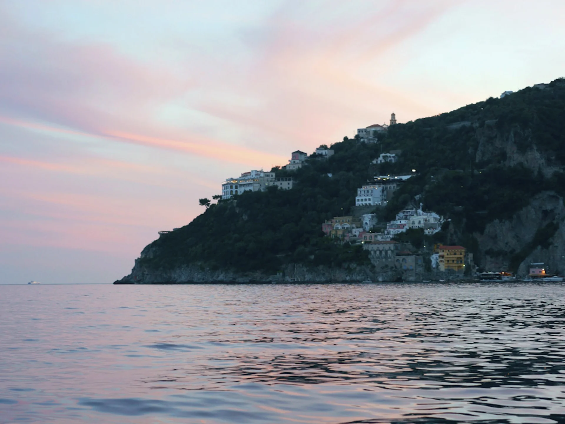 Holiday on the Amalfi Coast | Hotel with sea view