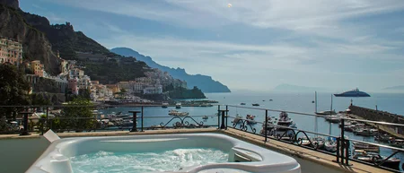 Romantic hotel on the Amalfi Coast | Aurora