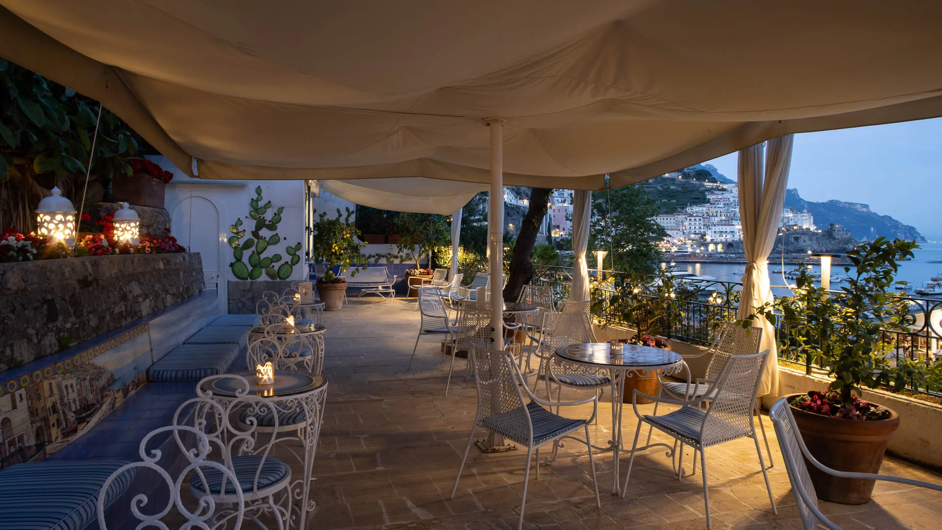 Pictures of Hotel Aurora Amalfi | Sea view rooms and terrace