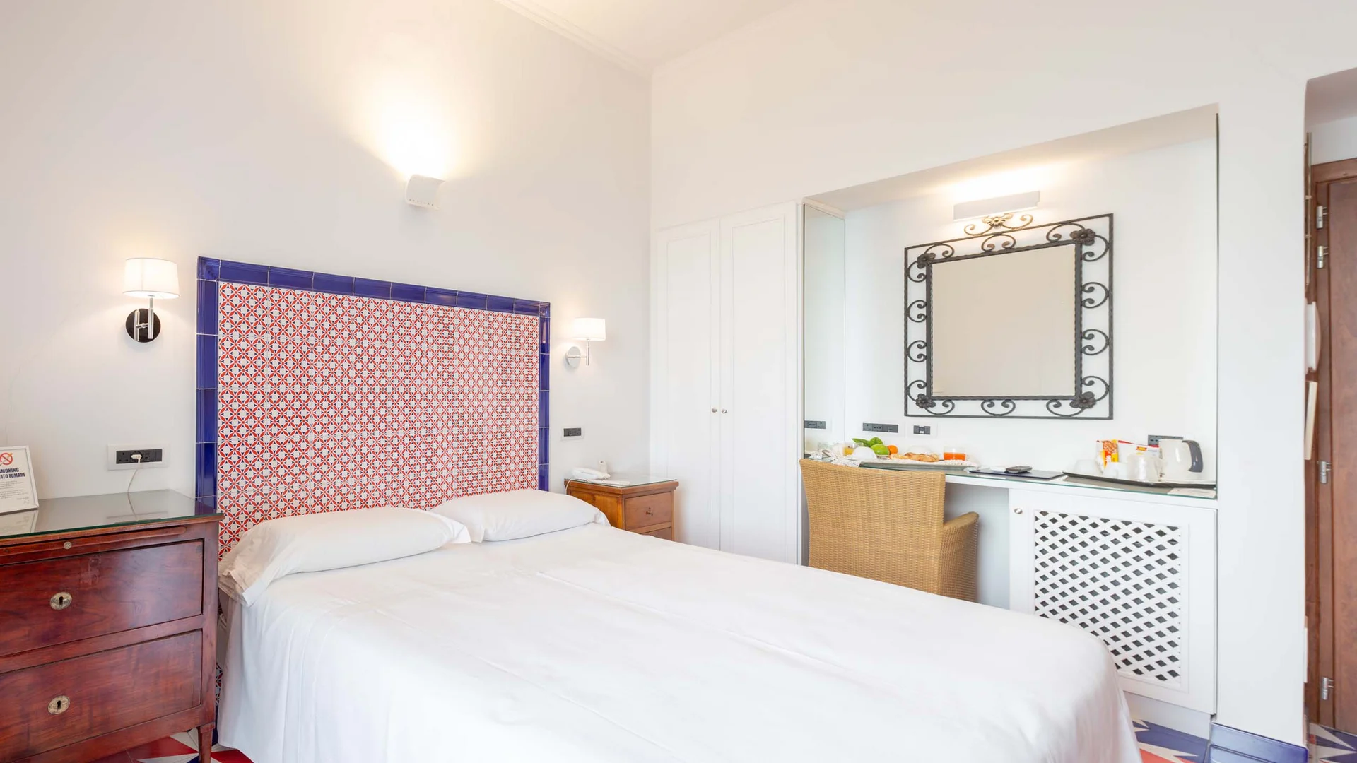 Pictures of Hotel Aurora Amalfi | Sea view rooms and terrace