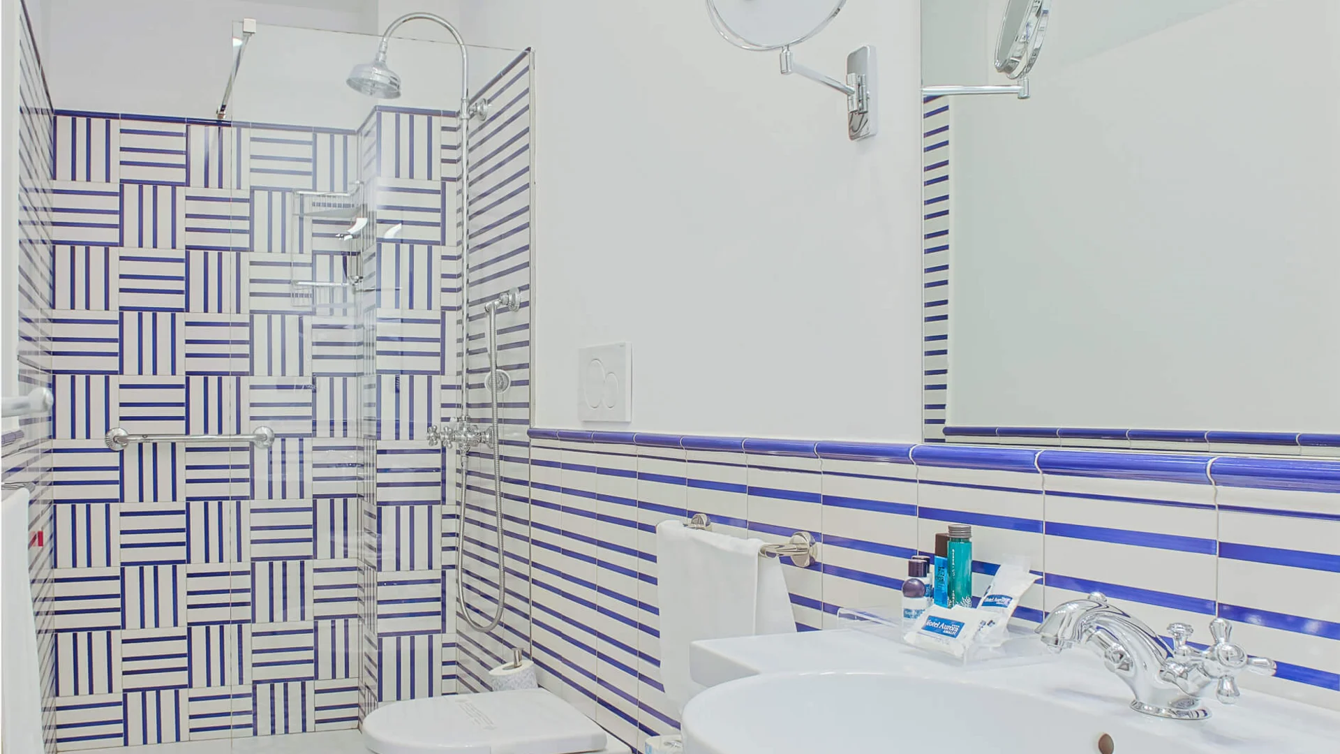 Pictures of Hotel Aurora Amalfi | Sea view rooms and terrace