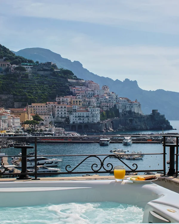 Romantic hotel on the Amalfi Coast | Aurora